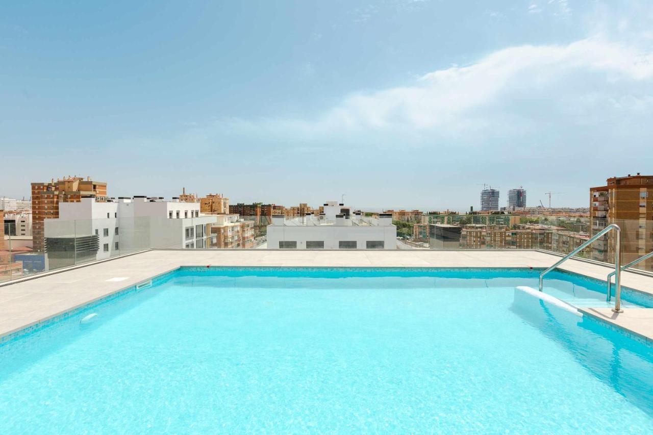 Cosmopolitan Apt & Malaga Beach Exterior photo